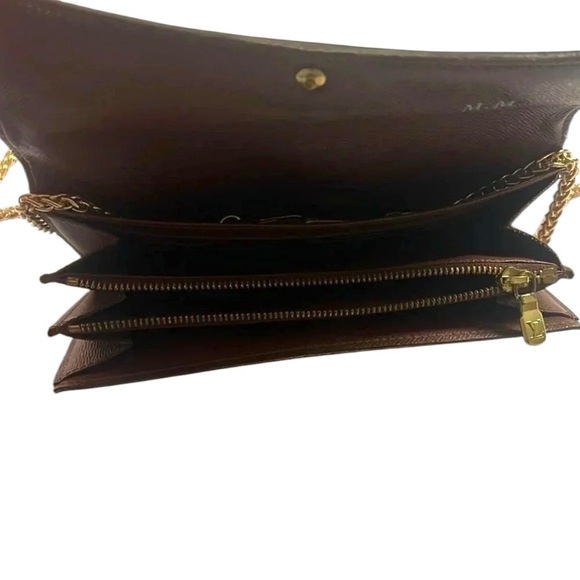 Louis Vuitton Long Wallet - Picture 5 of 6